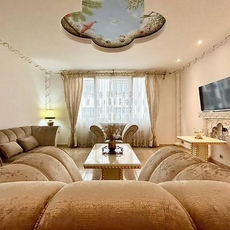 Luxurious Apartment In The Center Of Brussels Exterior photo